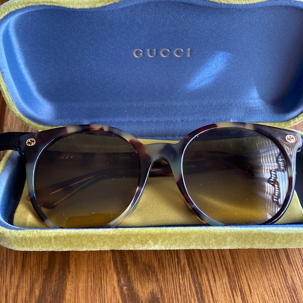 Authentic Gucci sunglasses